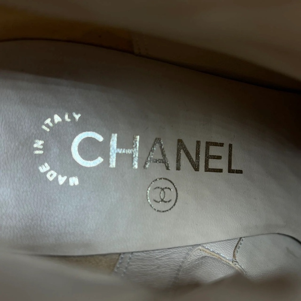 Chanel Black Lambskin Leather Wedge Ankle Boots Gold CC Trim - Picture 7 of 7